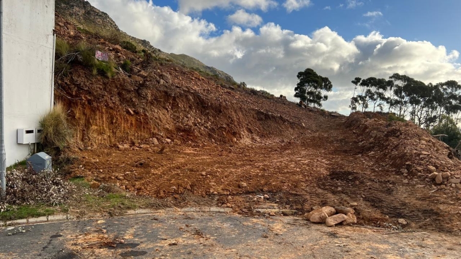 0 Bedroom Property for Sale in Gordon Heights Western Cape